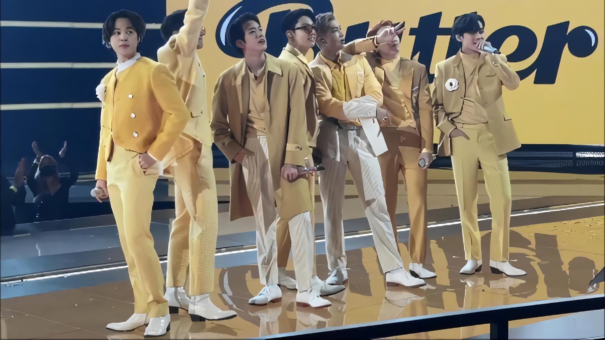 BTS na pozornici na American Music Awardsima, studeni 2021.